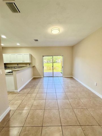 9001 SW 227th St 6, Cutler Bay, FL 33190