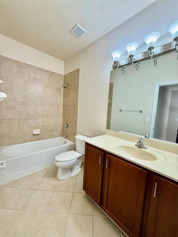 9001 SW 227th St 6, Cutler Bay, FL 33190