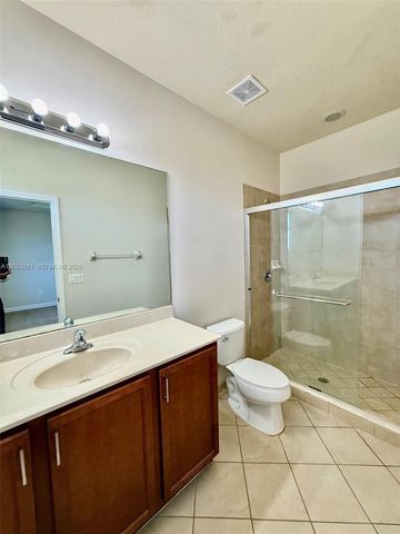 9001 SW 227th St 6, Cutler Bay, FL 33190