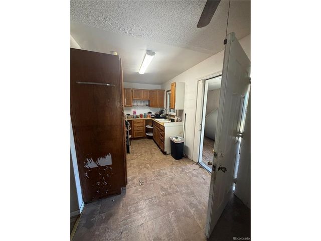 4221 E 69th Pl, Commerce City, CO 80022