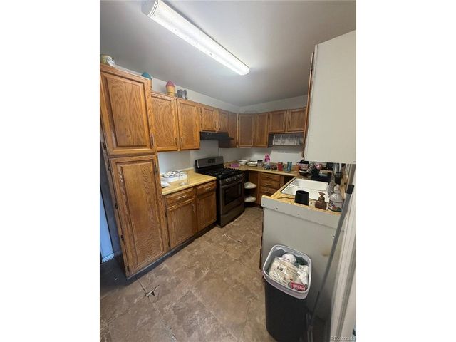 4221 E 69th Pl, Commerce City, CO 80022