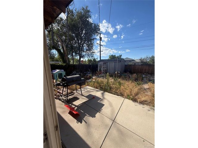 4221 E 69th Pl, Commerce City, CO 80022