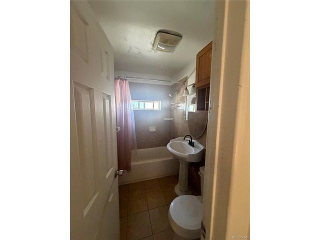 4221 E 69th Pl, Commerce City, CO 80022