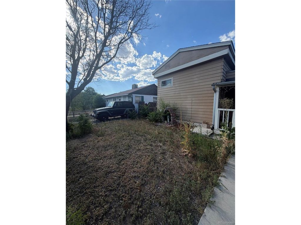 4221 E 69th Pl, Commerce City, CO 80022