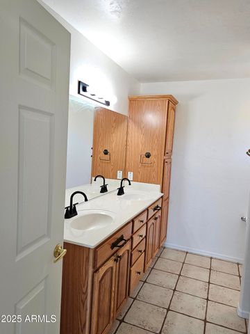 5137 E MARANATHA Lane, Hereford, AZ 85615