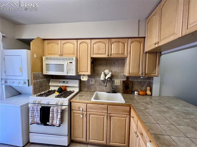 3150 Van Teylingen Drive E, Colorado Springs, CO 80917