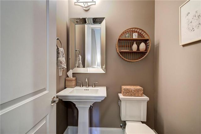 3625 Brookleigh NE Lane, Atlanta, GA 30319