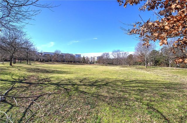 3625 Brookleigh NE Lane, Atlanta, GA 30319