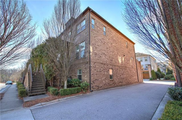 3625 Brookleigh NE Lane, Atlanta, GA 30319