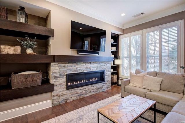 3625 Brookleigh NE Lane, Atlanta, GA 30319