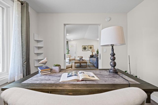 2257 Country Lane, Minnetonka, MN 55305