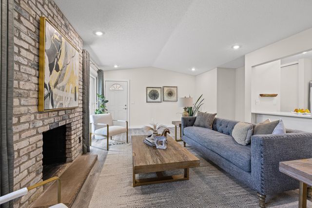 2257 Country Lane, Minnetonka, MN 55305