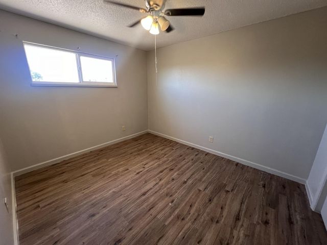 419 Dallas Street SE Apt B, Albuquerque, NM 87108