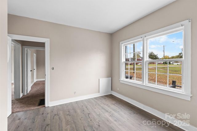 3726 Northampton Drive, Winston Salem, NC 27105