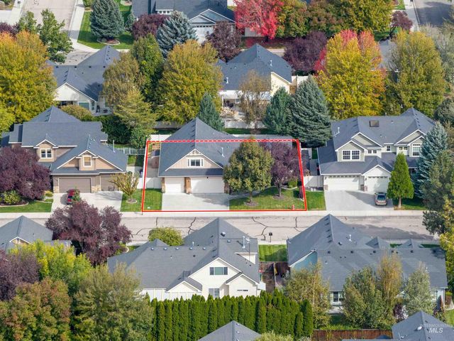 4048 N Tallgrass Ave, Meridian, ID 83646