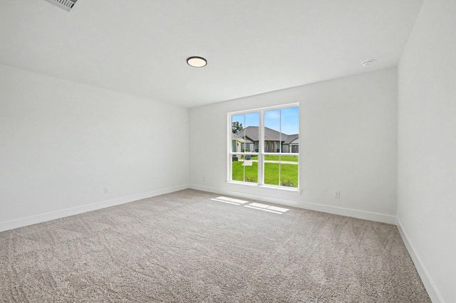 8 Keystone Court, Angleton, TX 77515