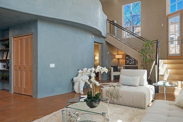 996 Old Pecos Trail, Santa Fe, NM 87505