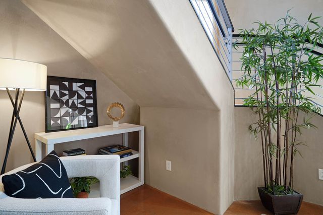 996 Old Pecos Trail, Santa Fe, NM 87505