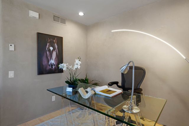 996 Old Pecos Trail, Santa Fe, NM 87505