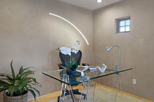 996 Old Pecos Trail, Santa Fe, NM 87505