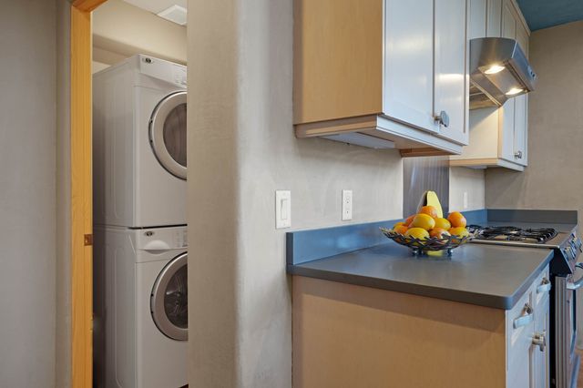 996 Old Pecos Trail, Santa Fe, NM 87505