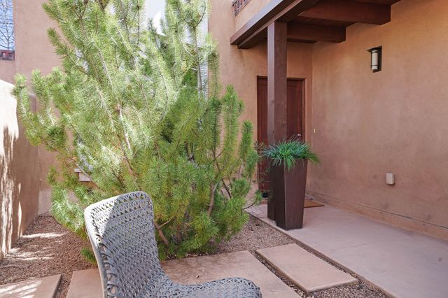 996 Old Pecos Trail, Santa Fe, NM 87505