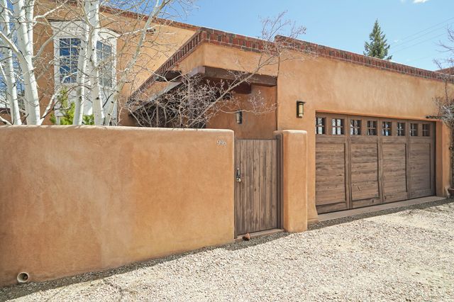 996 Old Pecos Trail, Santa Fe, NM 87505