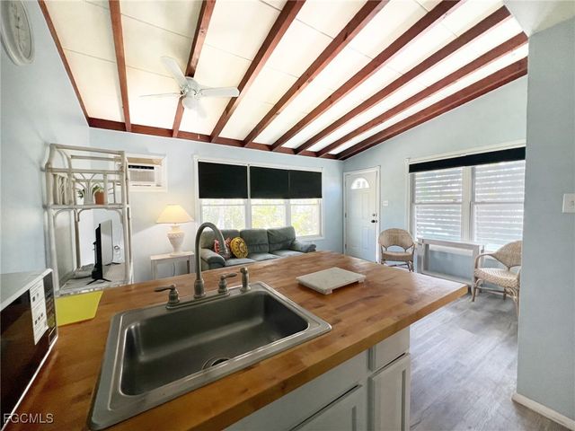 226 Connecticut ST, Fort Myers Beach, FL 33931