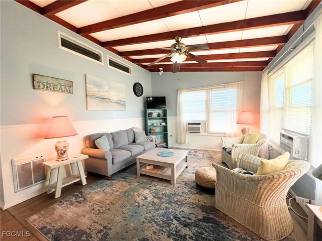 226 Connecticut ST, Fort Myers Beach, FL 33931