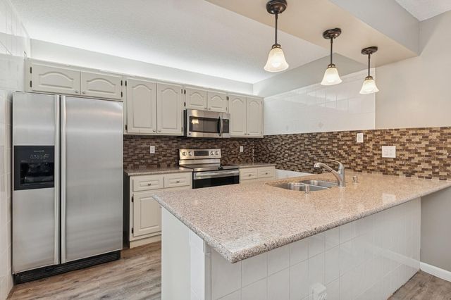 1155 SW 118th Terrace, Davie, FL 33325