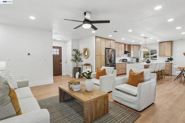 5954 Running Hills Ave, Livermore, CA 94551