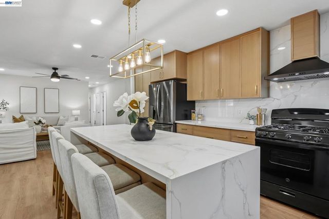 5954 Running Hills Ave, Livermore, CA 94551