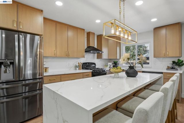 5954 Running Hills Ave, Livermore, CA 94551