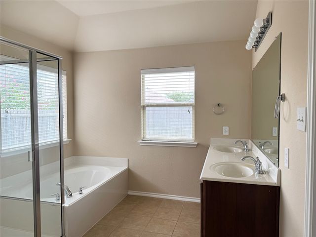 9709 Straightaway Drive, Mckinney, TX 75072