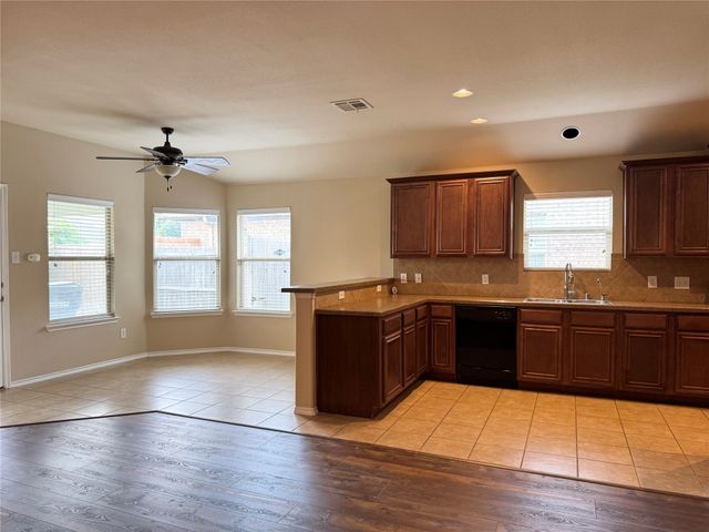 9709 Straightaway Drive, Mckinney, TX 75072