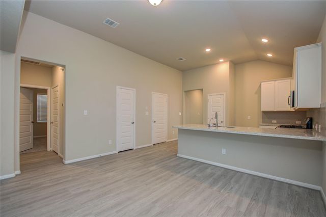 8418 Beacon Bay Circle, Baytown, TX 77523