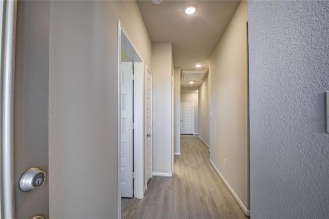 8418 Beacon Bay Circle, Baytown, TX 77523