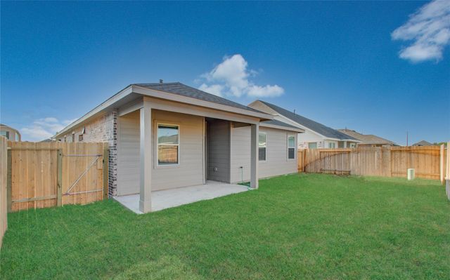 8418 Beacon Bay Circle, Baytown, TX 77523