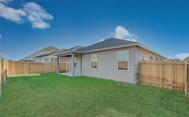 8418 Beacon Bay Circle, Baytown, TX 77523
