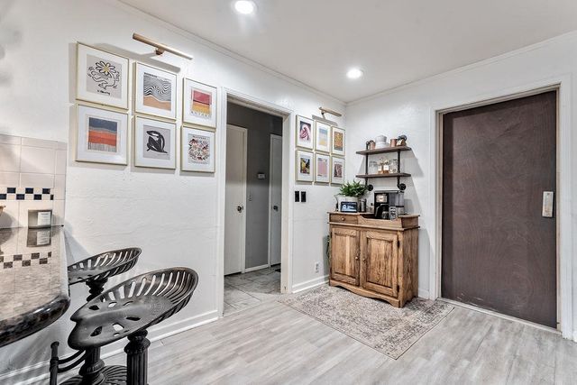8813 Lakeaire Drive, Oklahoma City, OK 73132