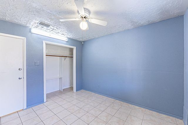 12909 Clarewood Drive, Houston, TX 77072