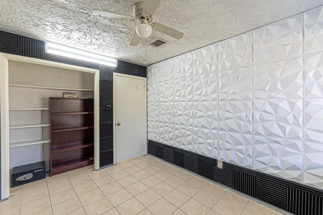 12909 Clarewood Drive, Houston, TX 77072