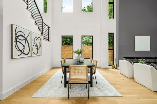 1901 W Saint Johns Ave, Austin, TX 78757