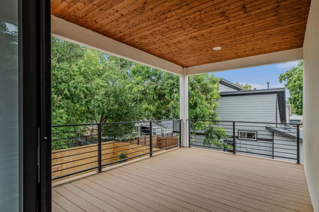 1901 W Saint Johns Ave, Austin, TX 78757