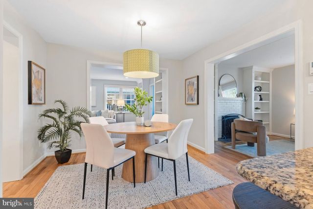 937 N LEBANON ST, Arlington, VA 22205