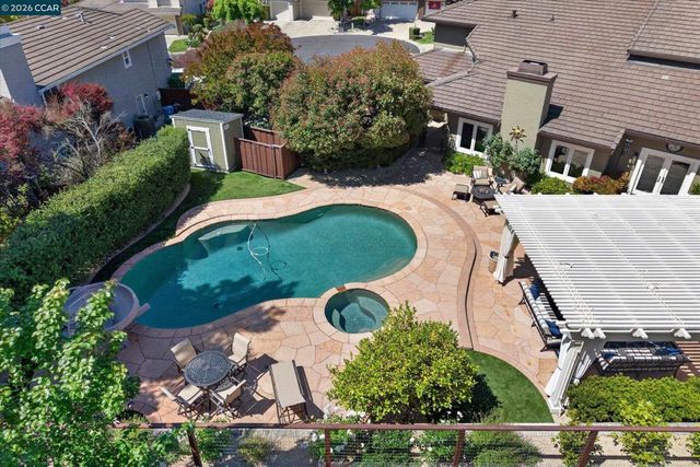 1088 Yorkshire Pl, Danville, CA 94506