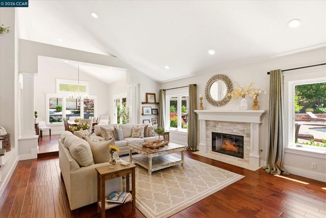 1088 Yorkshire Pl, Danville, CA 94506
