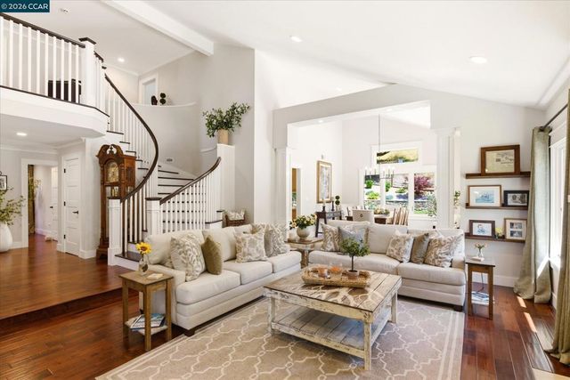 1088 Yorkshire Pl, Danville, CA 94506