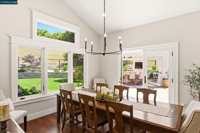 1088 Yorkshire Pl, Danville, CA 94506