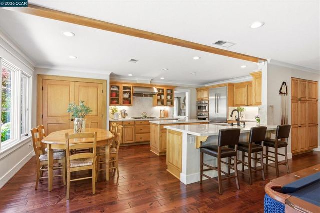 1088 Yorkshire Pl, Danville, CA 94506